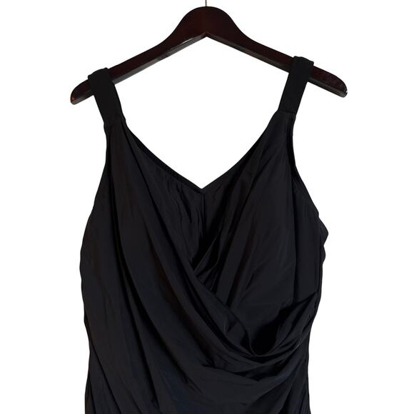 Lands End Sz 20W/L Slender Suit Tummy Control Skirted One Piece Swimsuit - Picture 3 of 9